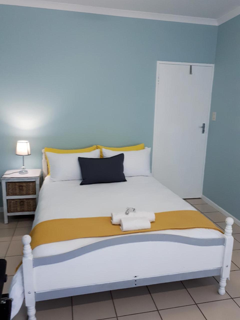 Midrand Guesthouse - Tasa מראה חיצוני תמונה